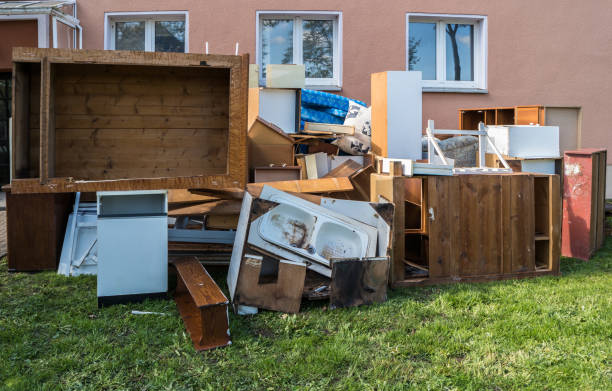 Best Construction Debris Removal  in East Franklin, NJ
